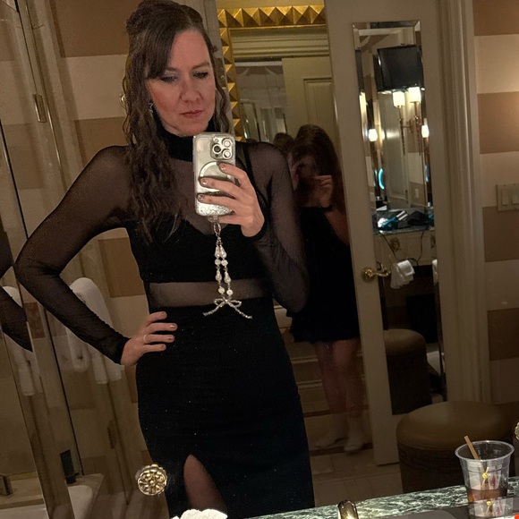 Meet your Posher, Crystal - Picture 5 of 5